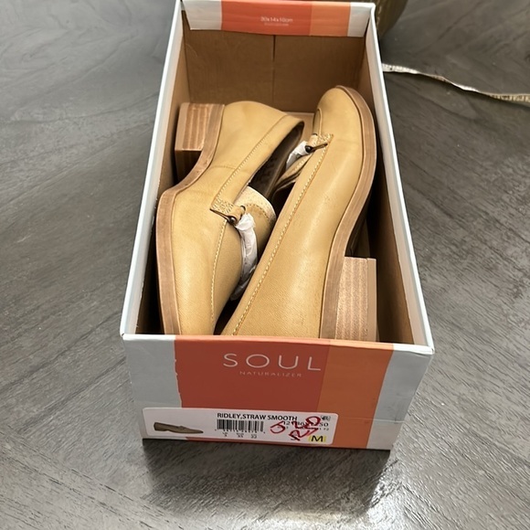 SOUL NATURALIZER RIDLEY FAUX LEATHER SLIP ON LOAFERS - Picture 2 of 13